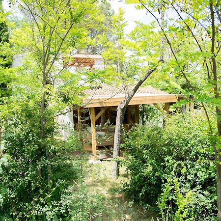 Nuitees Bohemes Bed & Breakfast Gajan  Exterior photo
